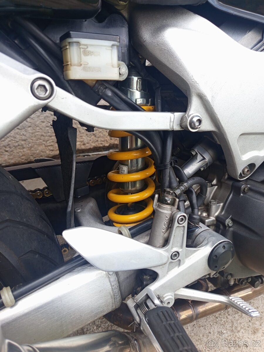 Prodám Honda VTR 1000f - 4