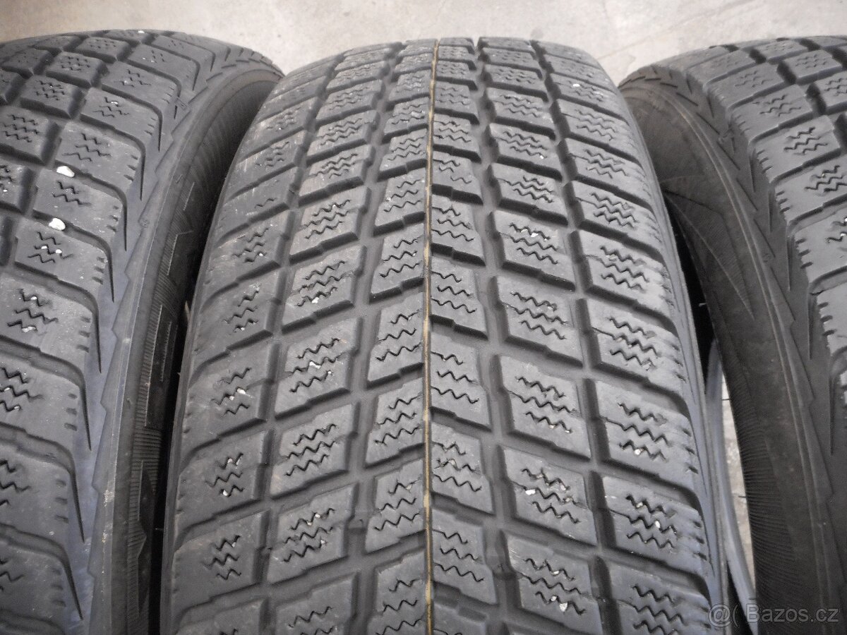235/60R18 103H - 4