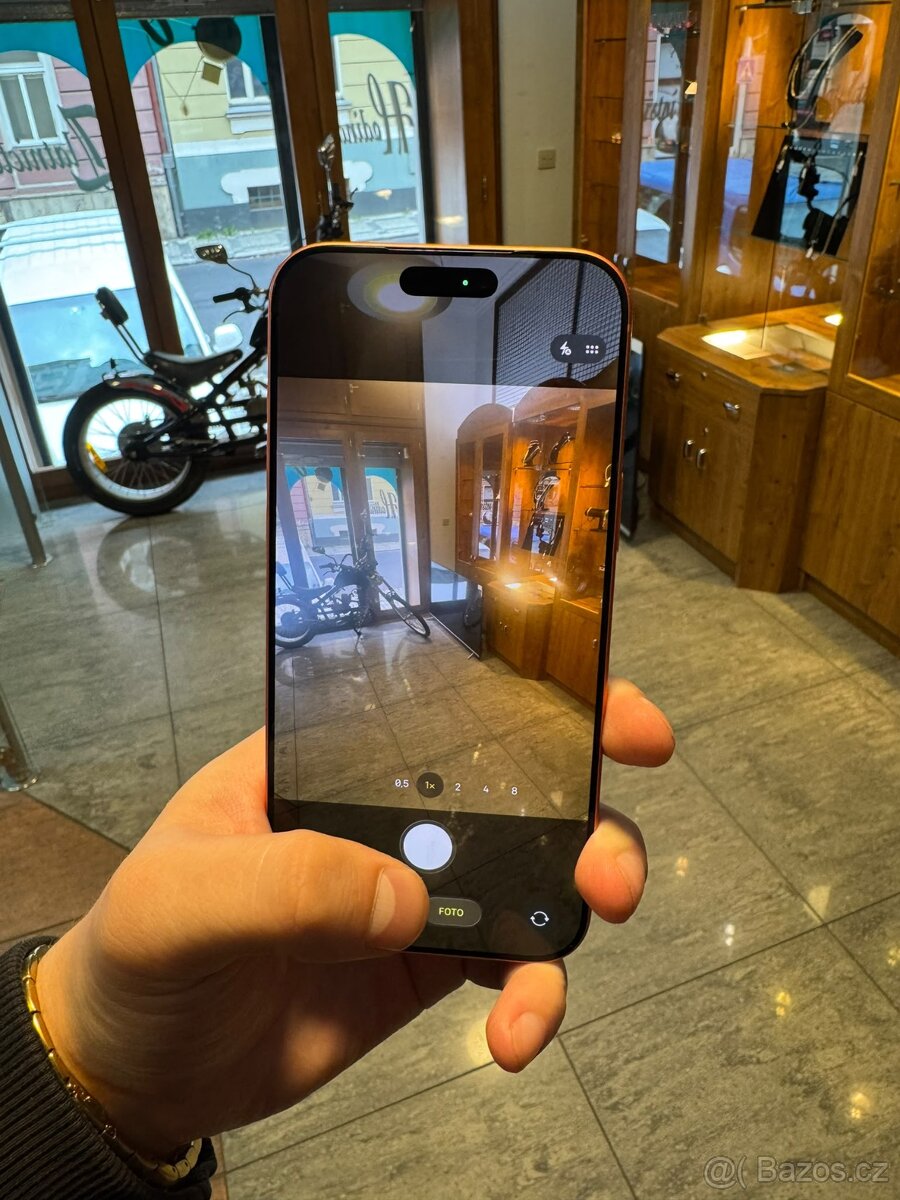 Iphone 17 pro max - 4