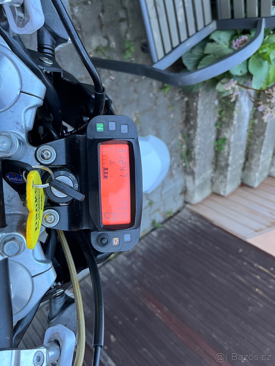 Mondial SMX 125 M, 11kW, na A1, stejné jako Aprilia SX 125