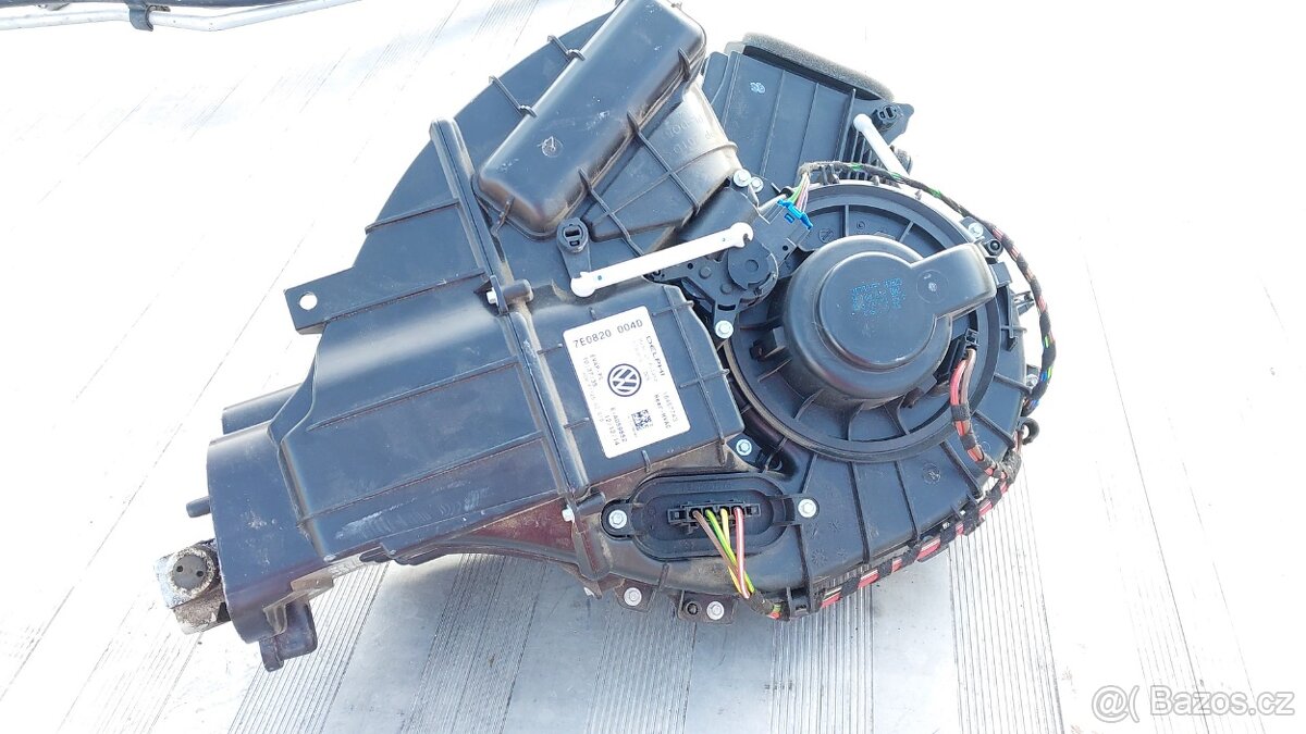 VW Transporter T5 – Topení zadní - 4