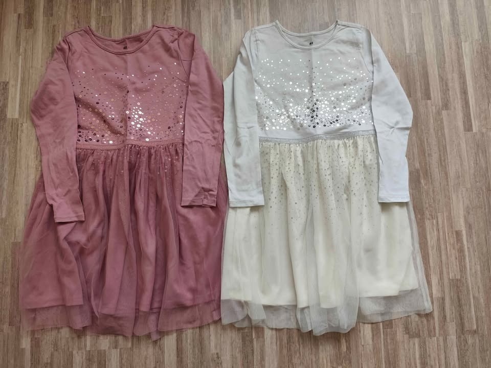 Oblečení po holkách vel. 122/128 - 4