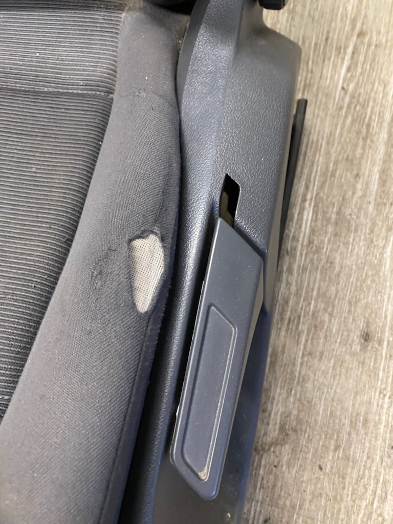 VW GOLF 5 2003-2008 - SEDAČKY VÝŠKOVĚ STAVITELNÉ S AIRBAGEM - 4