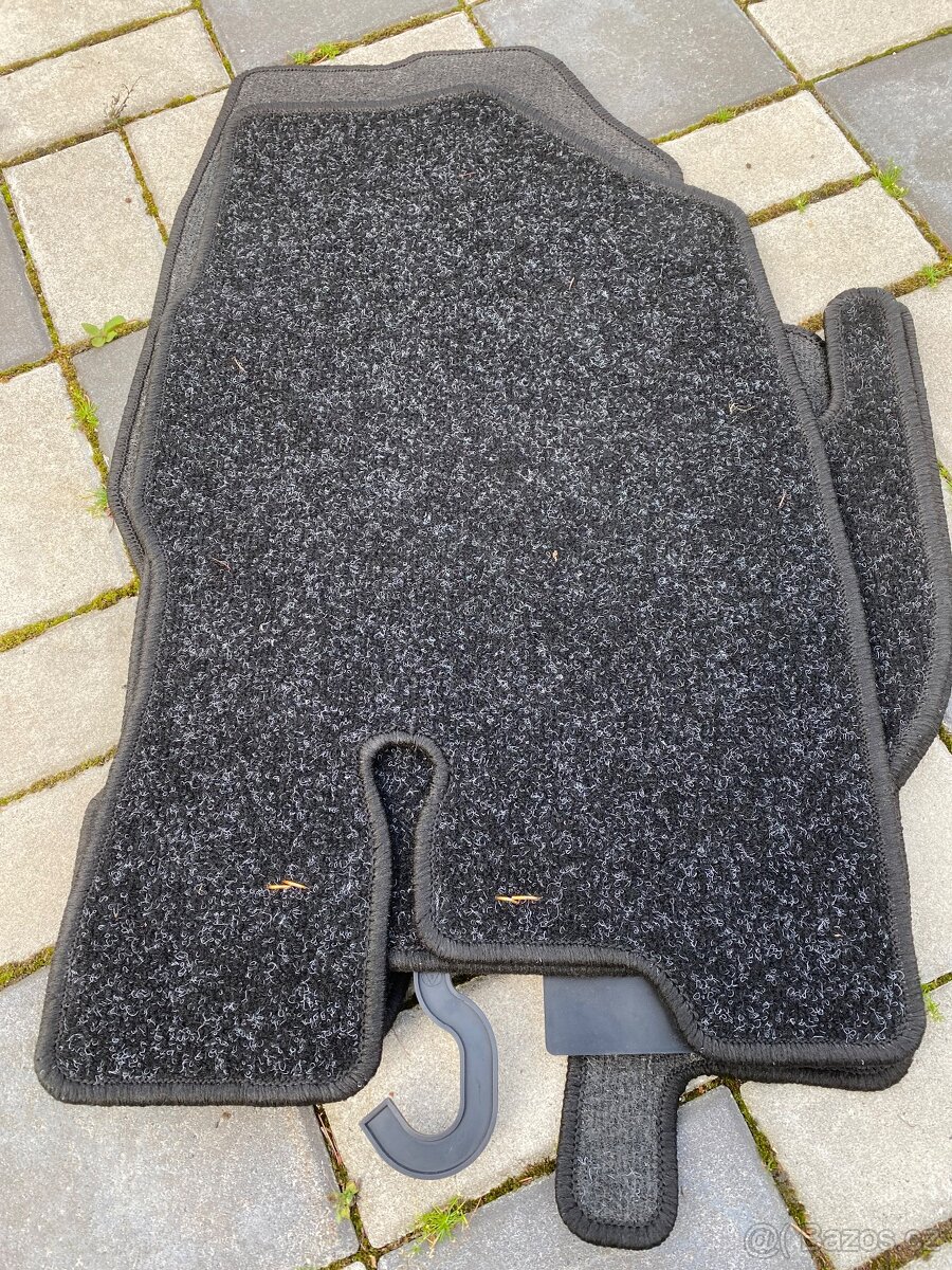 Autokonerce Nissan PickUp 89-97 - 4