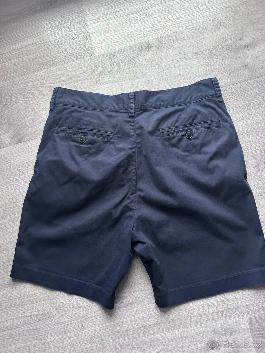 Prodám tmavě modré chino šortky H&M vel. 31 - 4