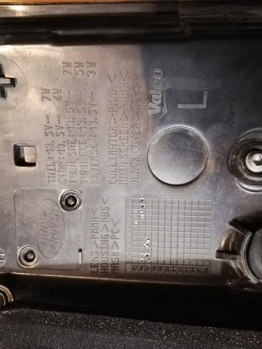 Zadní světlo Landrover Discovery 5 - 4