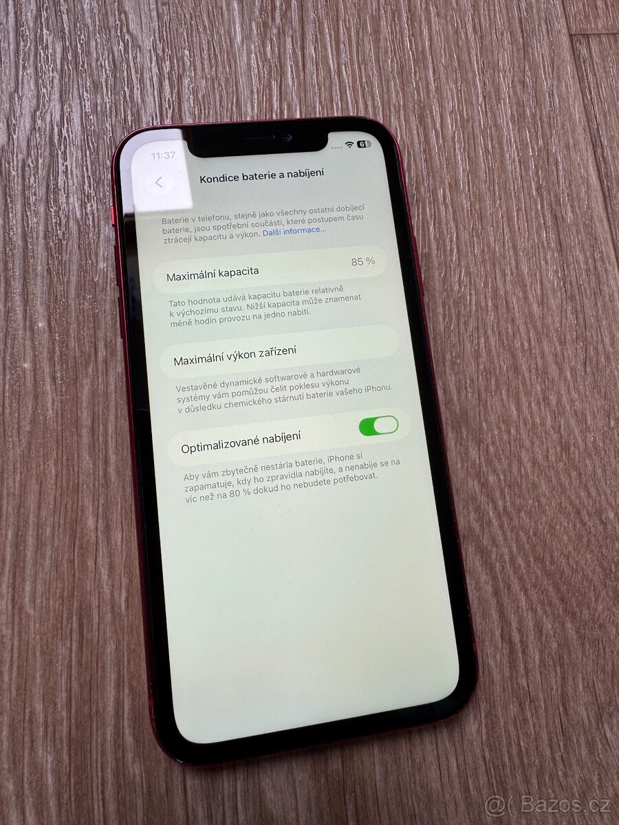 Apple iPhone 11 64GB Červený - 4