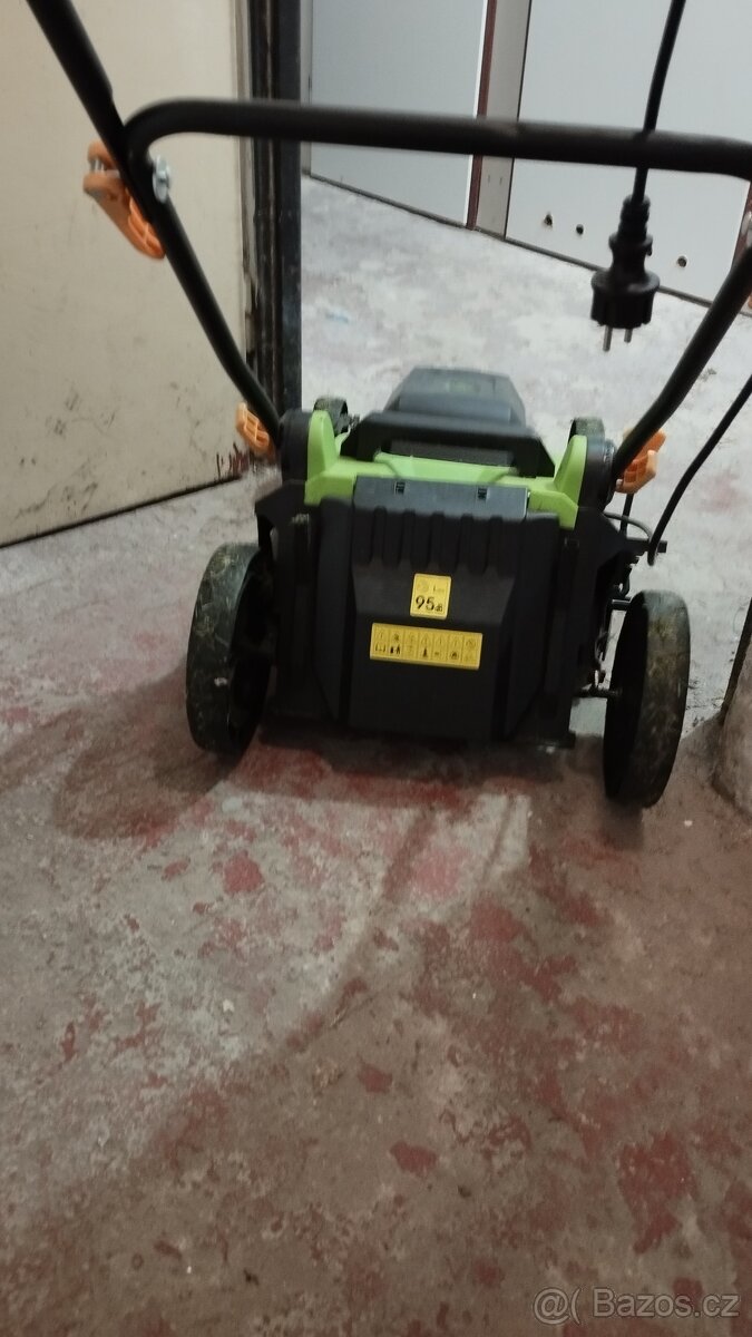 SEKAČKA NA TRÁVU Fieldmann FZR 2048-E - 4