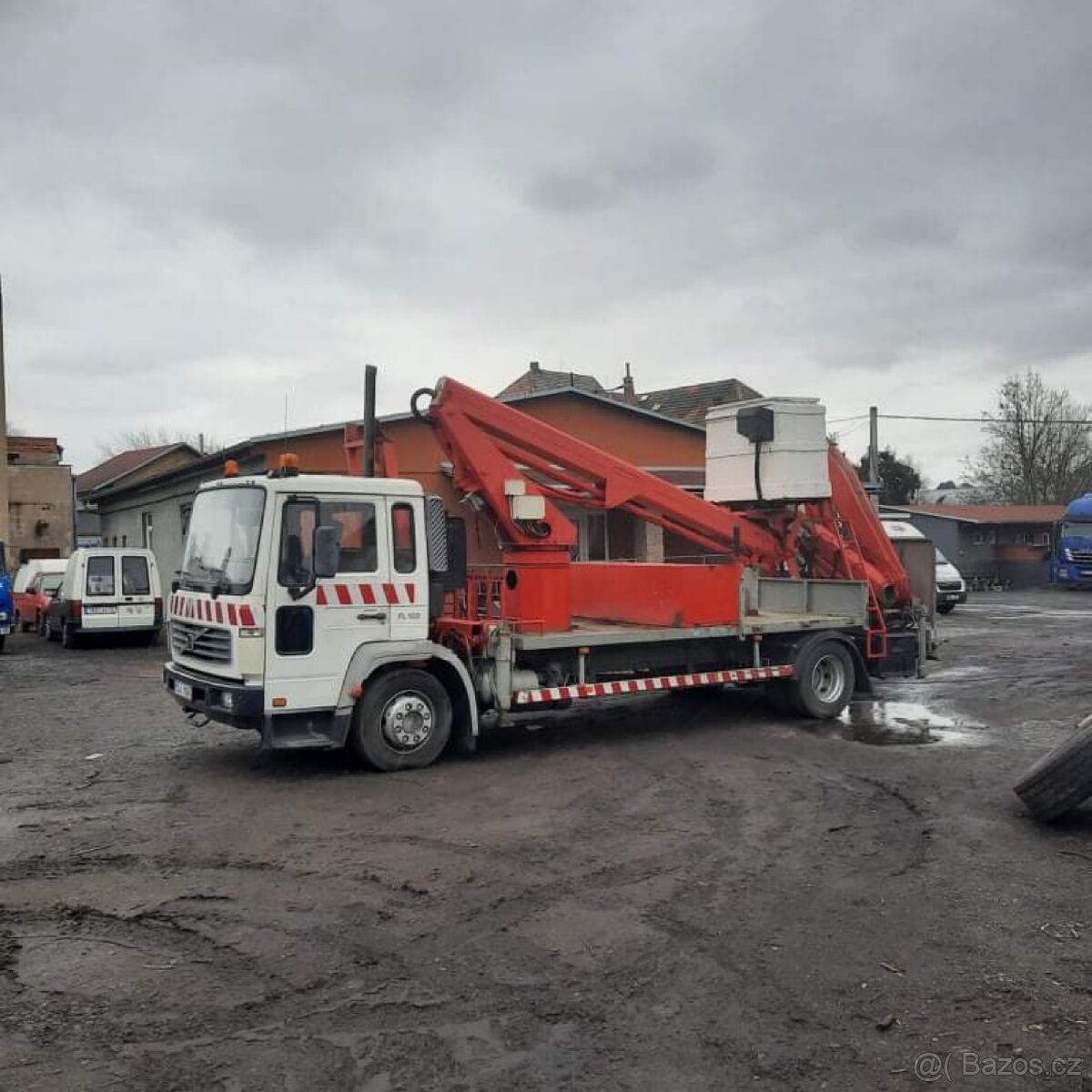 Volvo FL180 -Montážní plošina + HR - 4