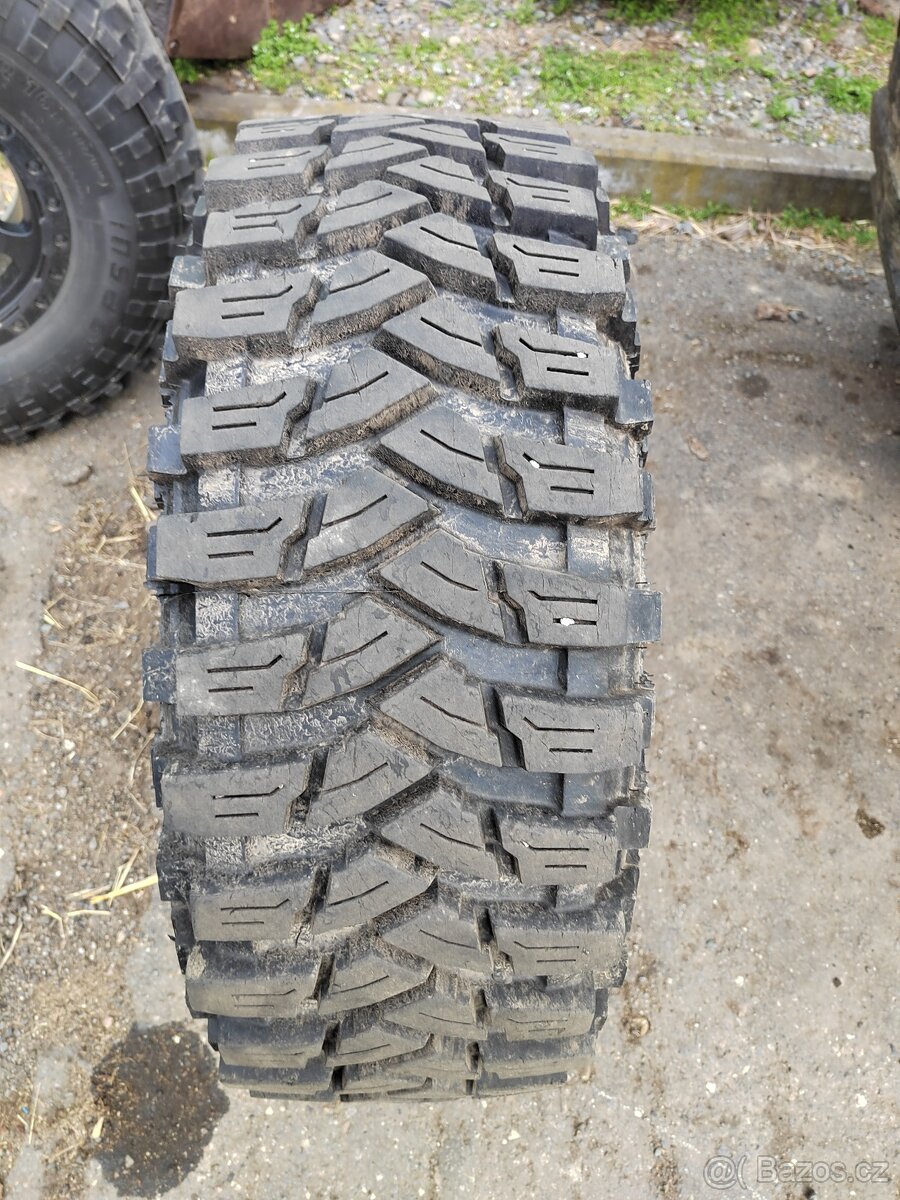 Offroad pneu včetně disku