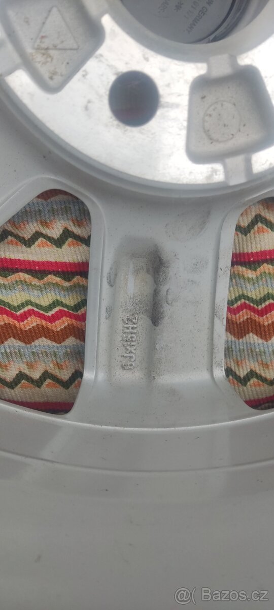 VW elektron 15" letna pneum.185/60/15 1ks - 4