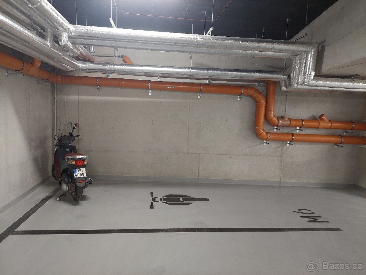 Parkování pro motorky - 4