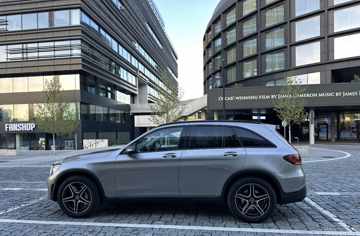 Mercedes-Benz GLC 300de 4MATIC - 4