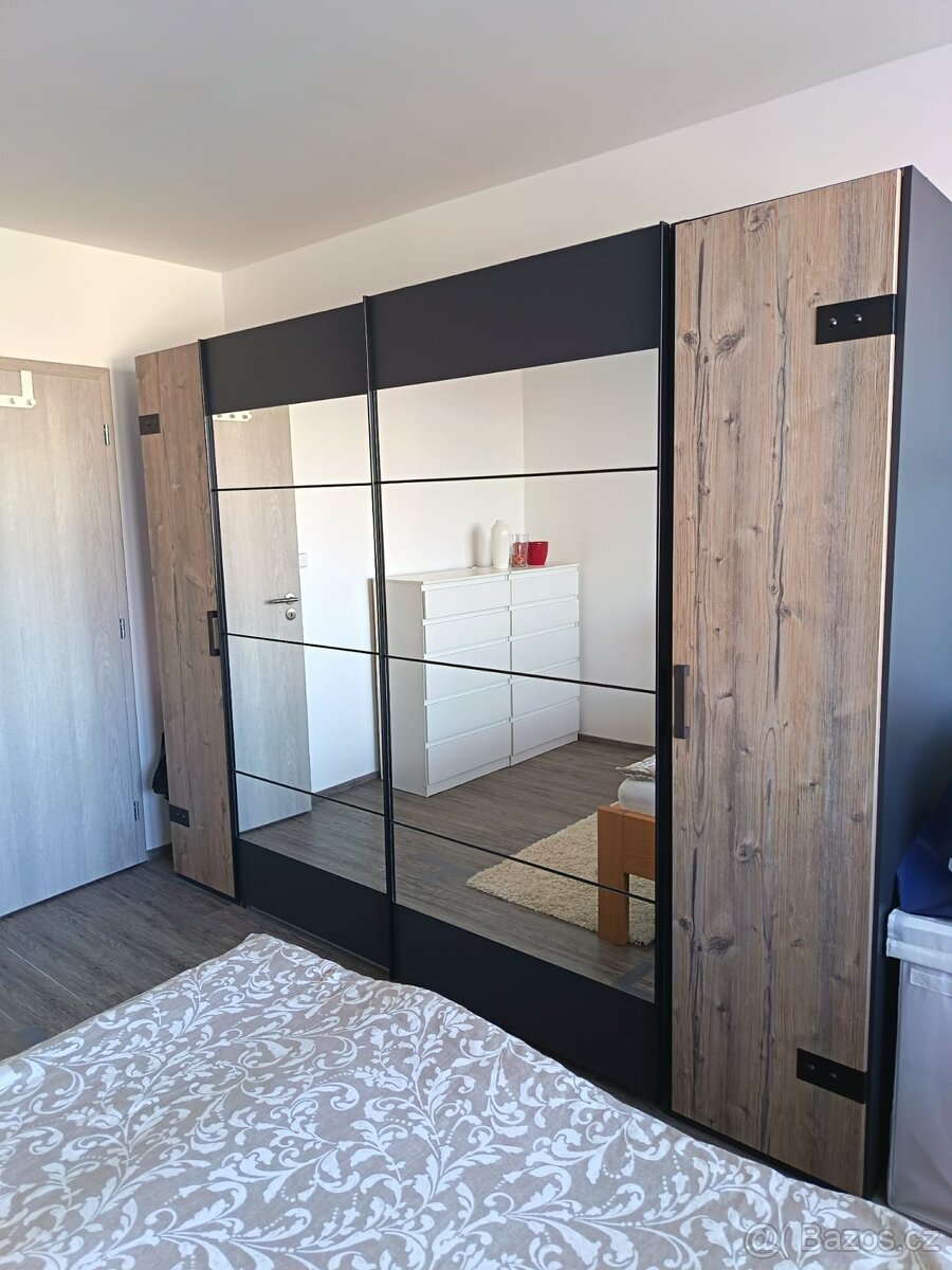 Prodám nábytek do ložnice - 4