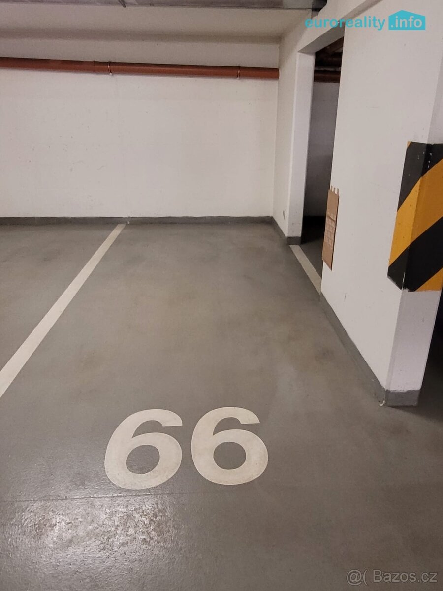 Pronájem, garážové stání, Praha 10, ul. Názovská - 4