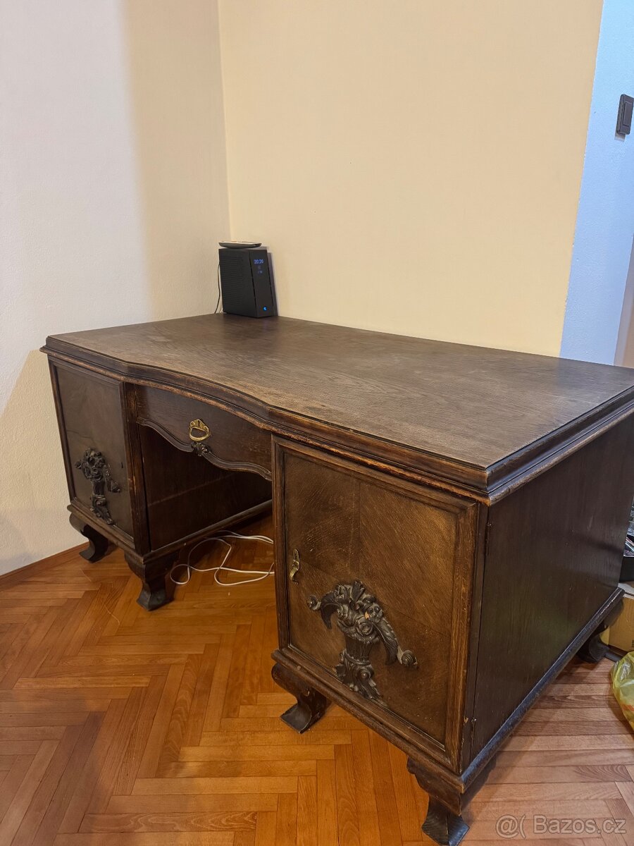 Starožitný nábytek - 4