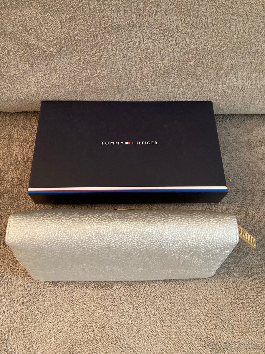 Nová peněženka Tommy Hilfiger - 4