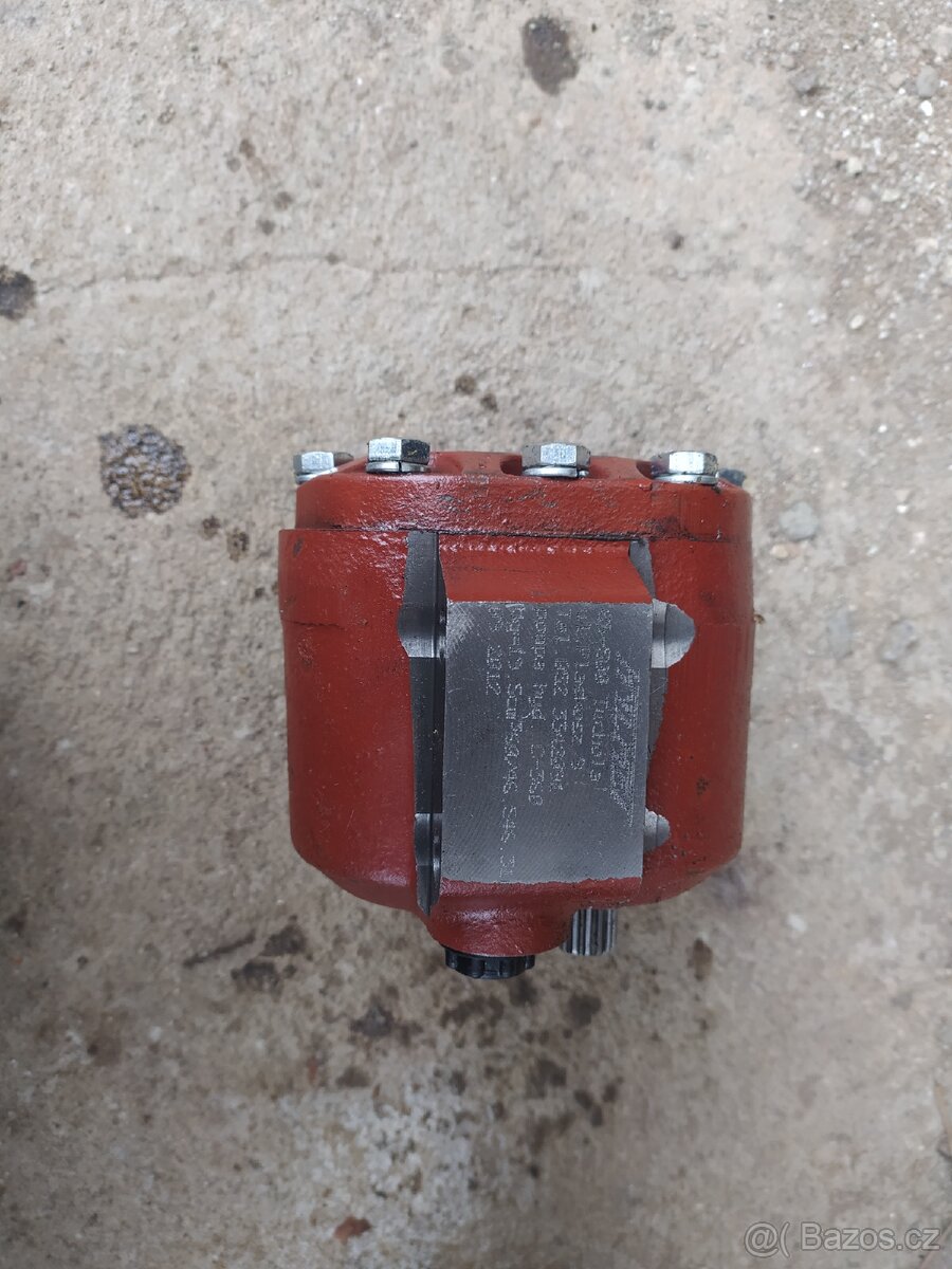 Čerpadlo hydrauliky Zetor 32l - 4