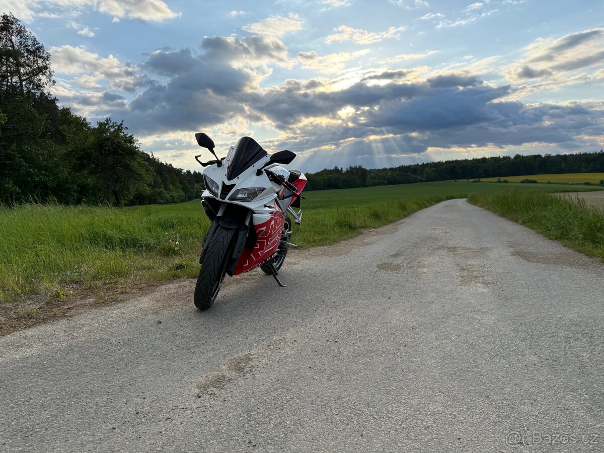 Prodam Yamaha Yzf r-125 - 4