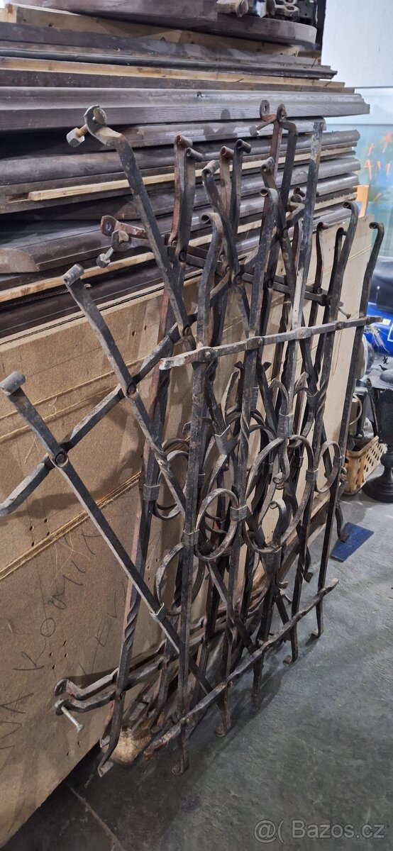 Kovaná mříž - 4