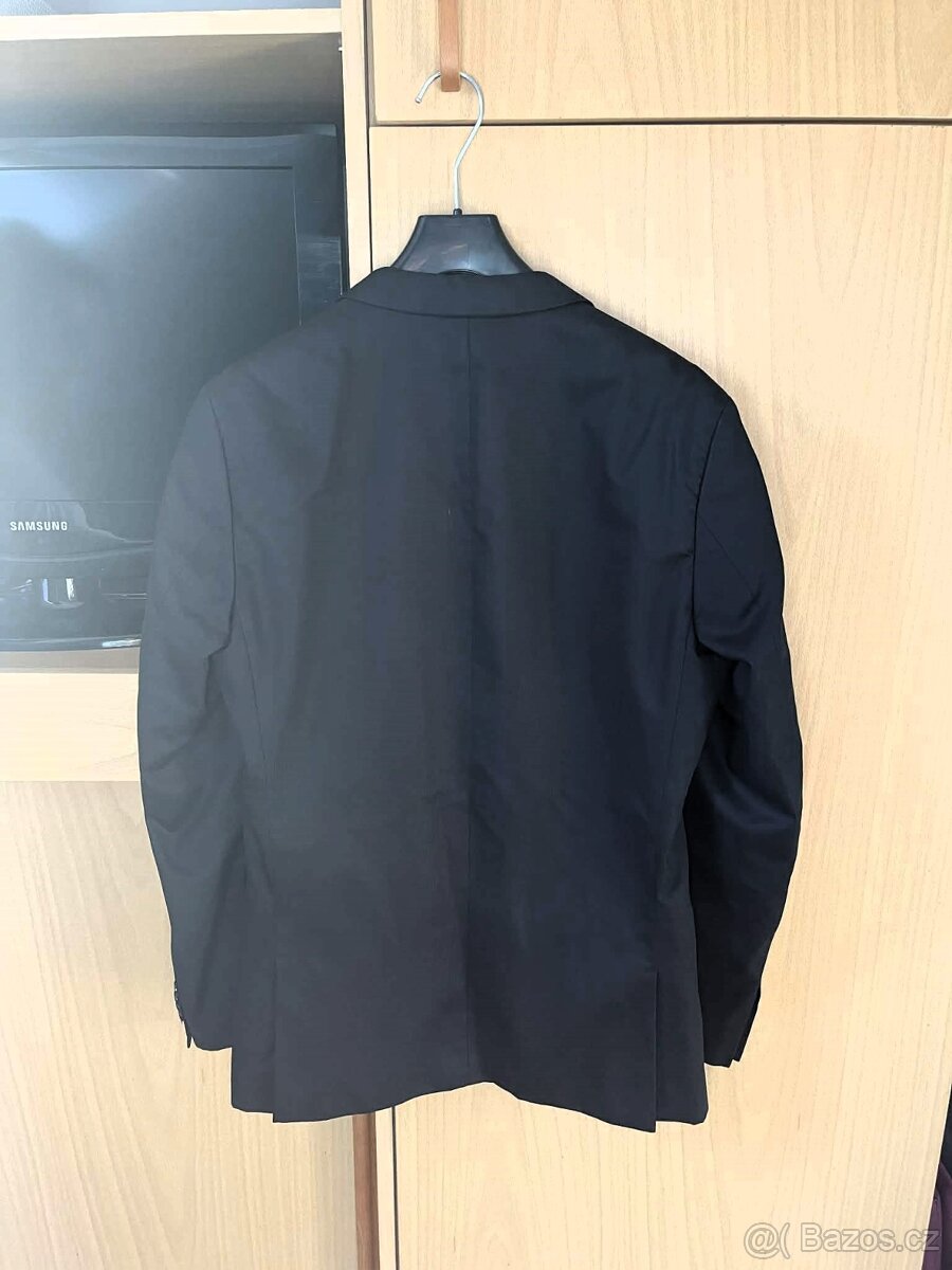 Prodám chlapecký oblek - 4