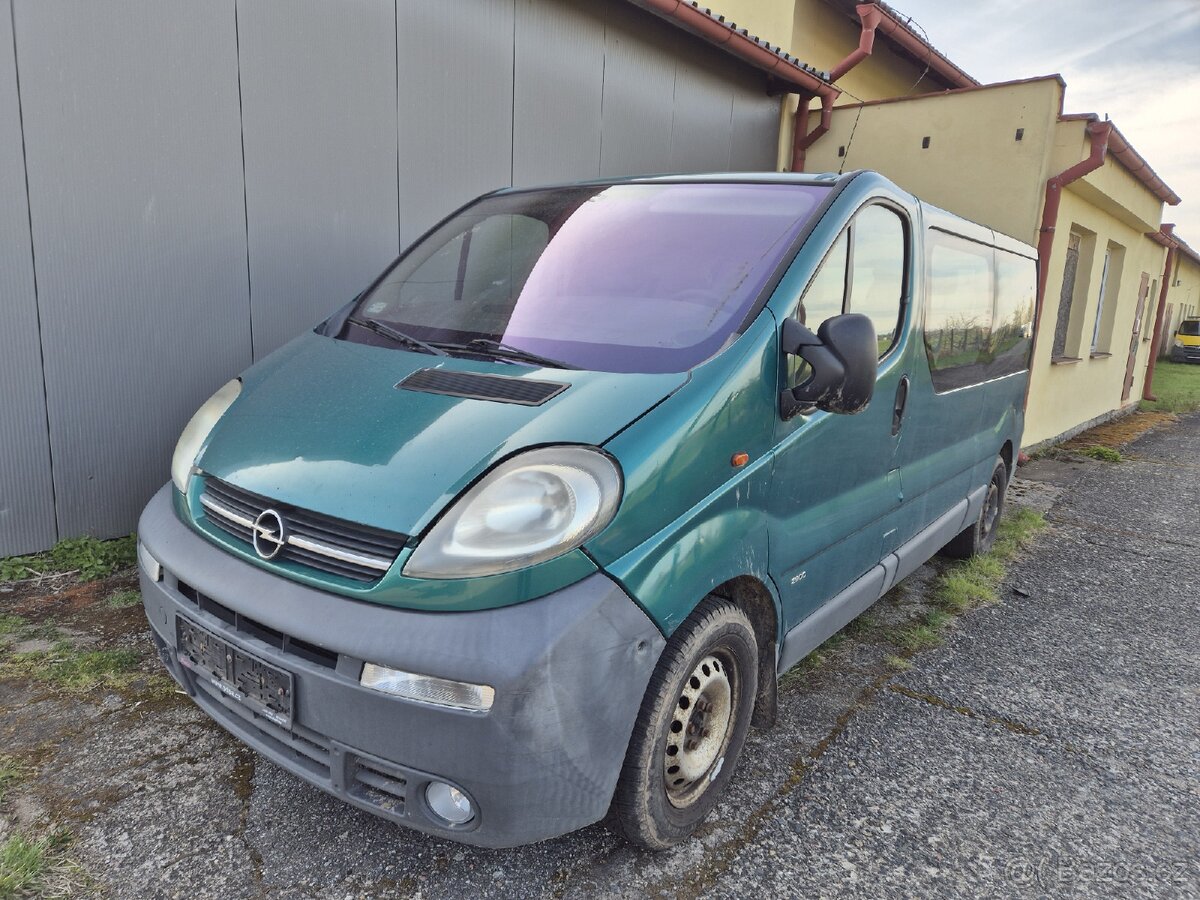 Opel Vivaro long , Renault Trafic 2.5 dci r.v 2006. - 4
