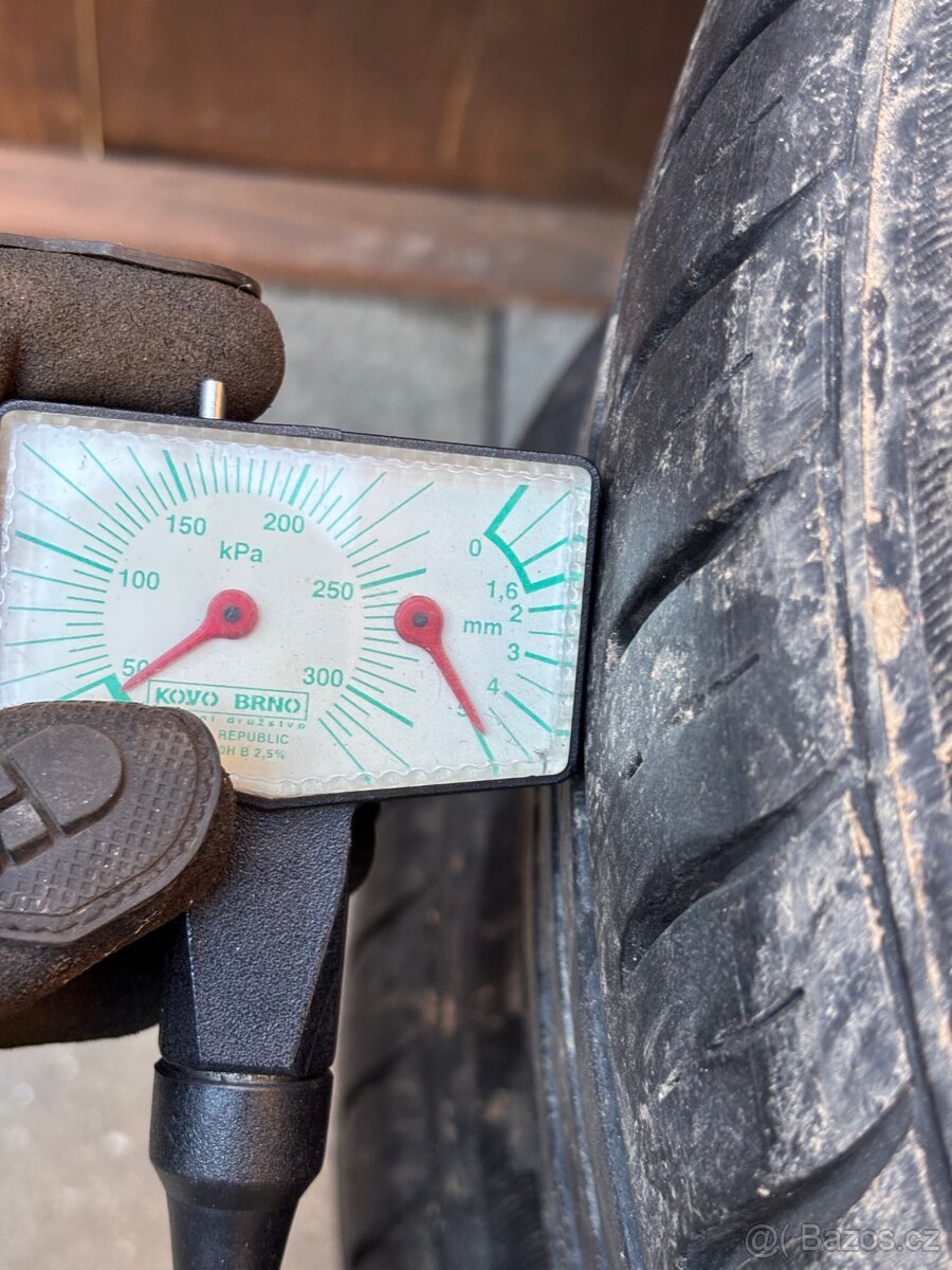 2x letní pneu Nexen 195/55/15 - 4