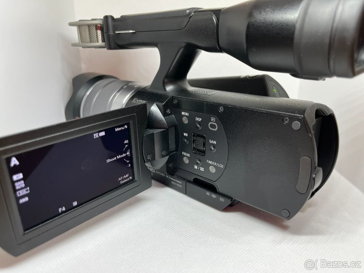 Sony Handycam NEX-VG10 - 4