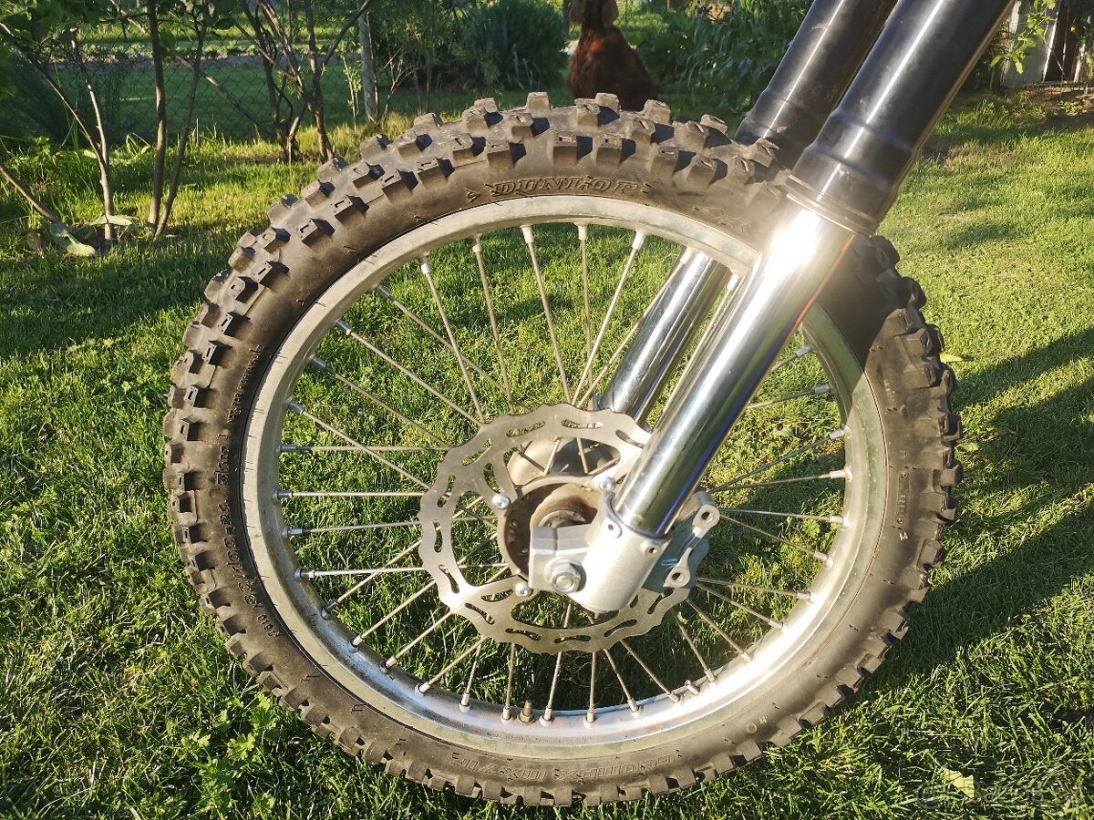 Rám Yamaha YZ 450f, r. v. 2012, na stavbu elektro.