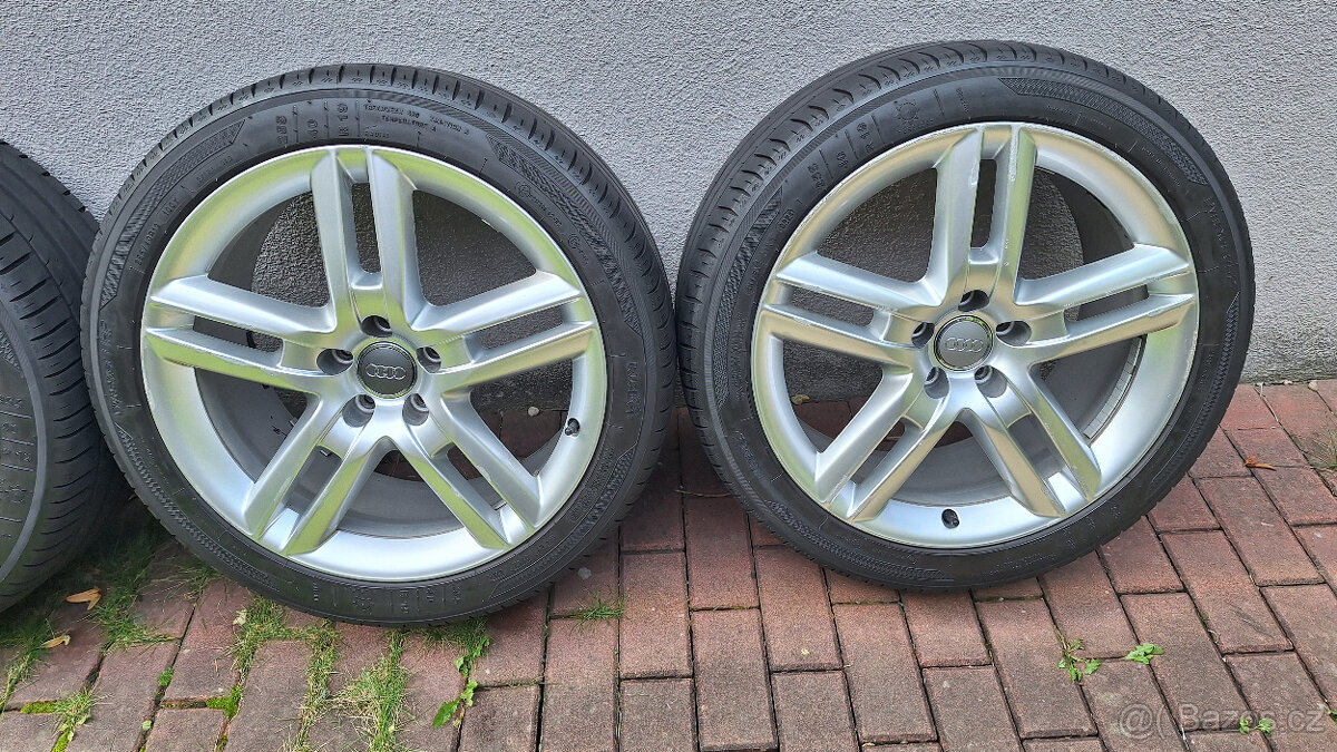 ALU sada Audi A6 C7 255/40 R19 - 8,5J X 19H2 ET45 s pneu - 4