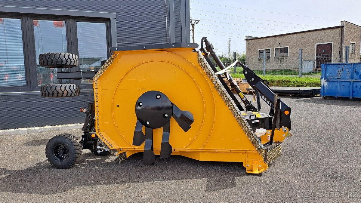 Plošný mulčovač McConnel Tuffcut480 - 4