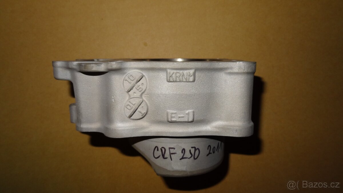 Honda CRF 250 R 2011 - 4