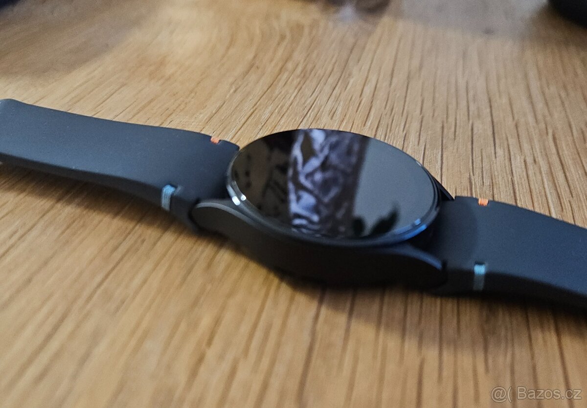 Prodám Samsung Galaxy watch FE - 4