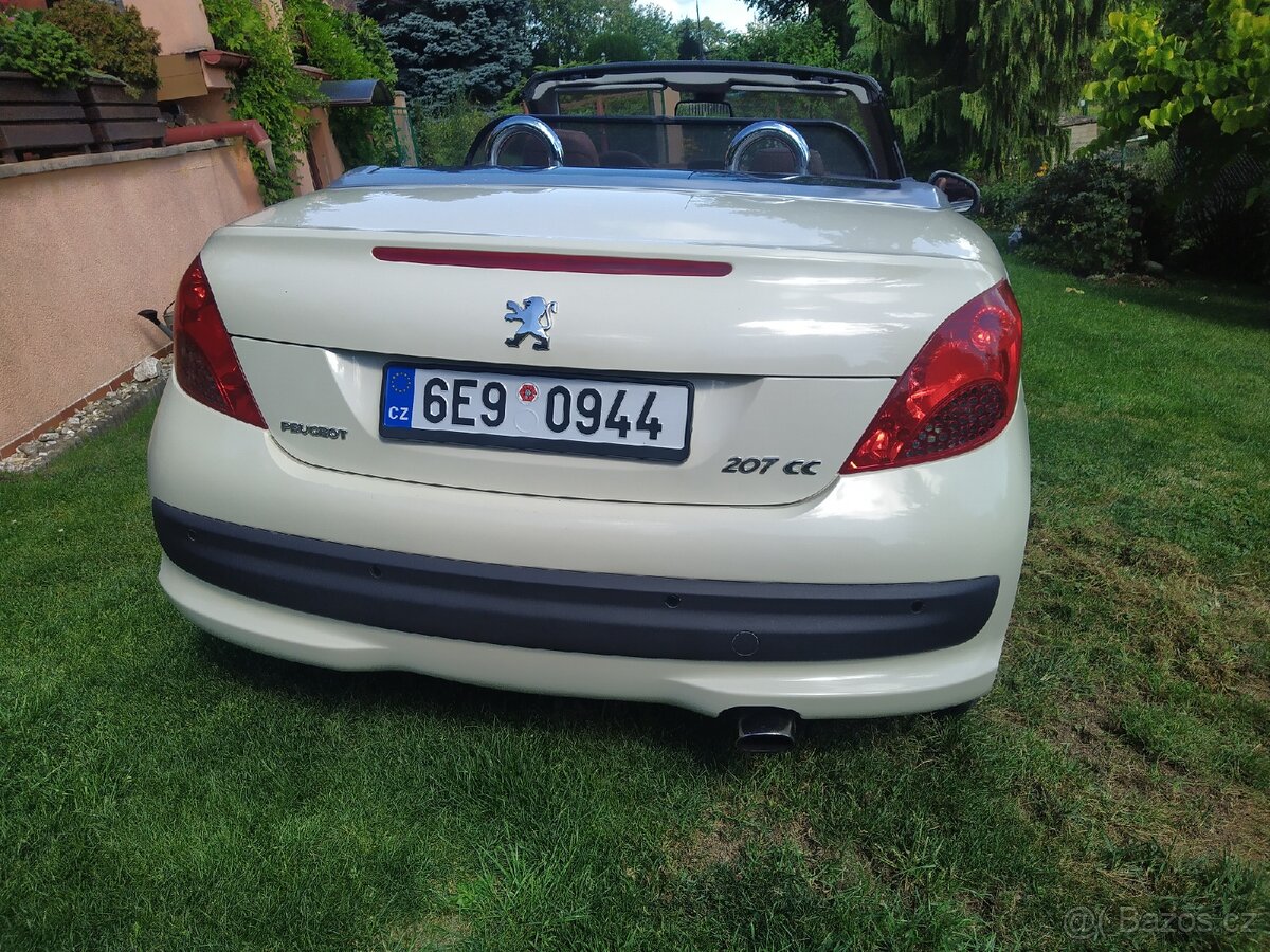 Prodám Peugeot 207 cc platinum edition - 4