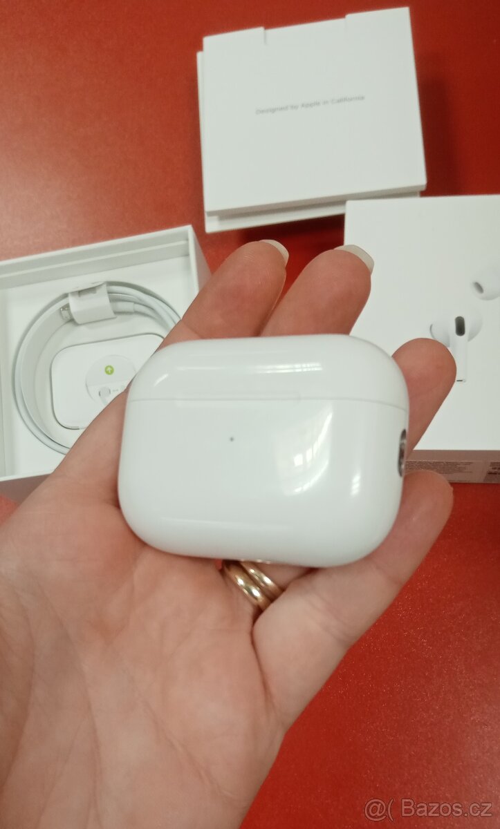 Apple AirPods Pro 2gen - 4