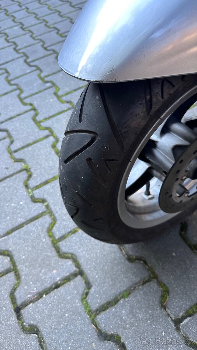 Piaggio fly 125 skútr - 4