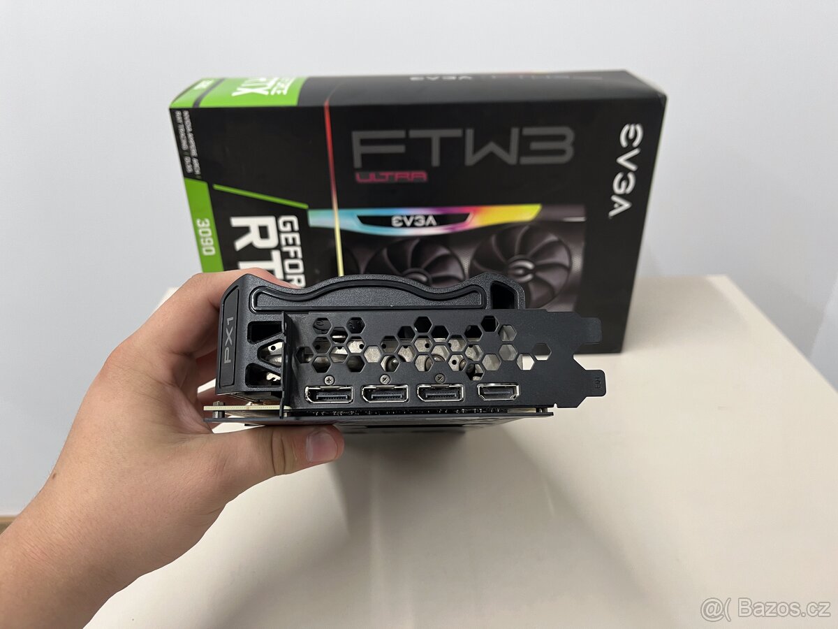 Predám grafickú kartu EVGA GeForce RTX 3090 FTW3 Ultra 24GB - 4