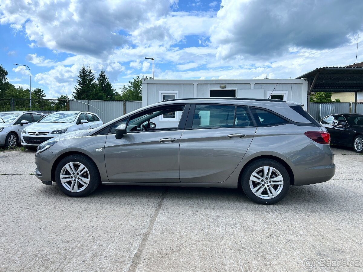 Opel Astra Sports Tourer, 2018, najeto 114 023, šedá - 4