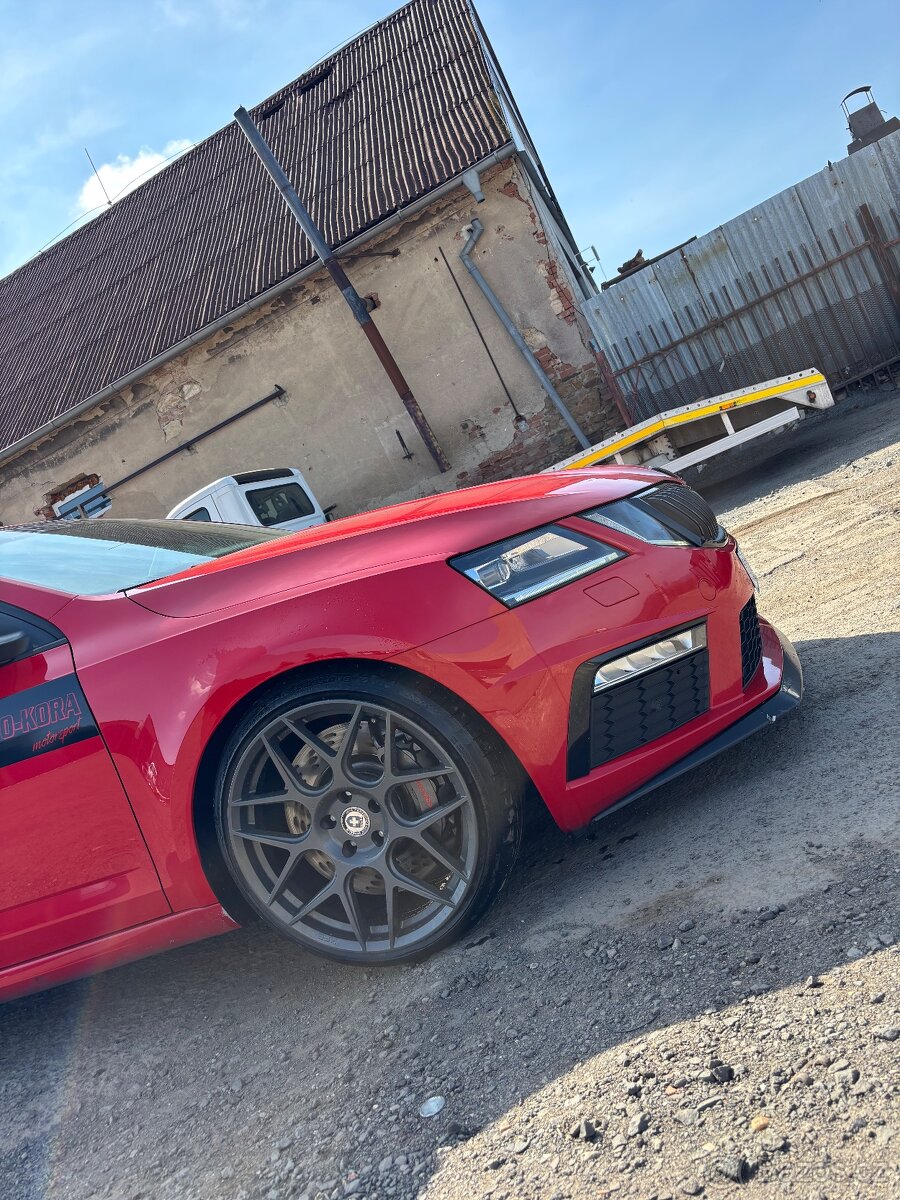 Skoda Octavia 3 rs facelift - 4