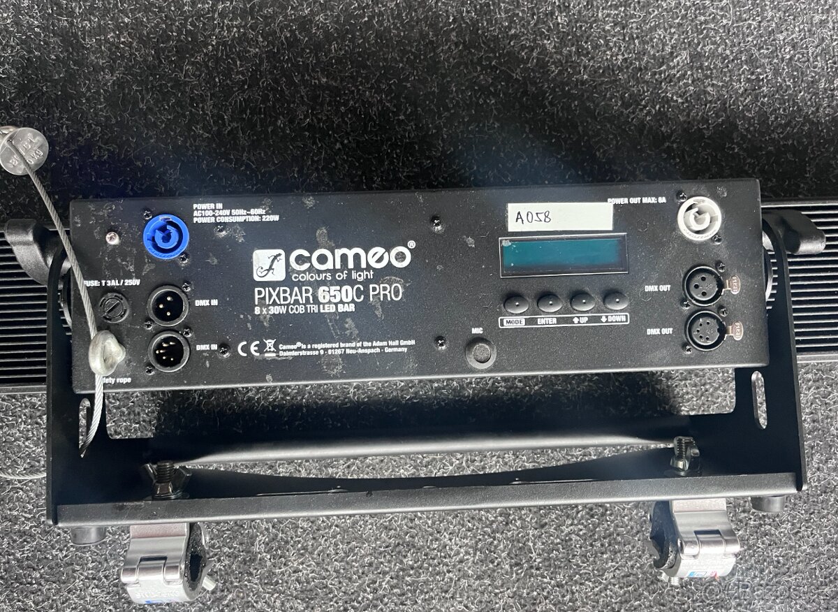 Cameo Pixbar 650 CPRO - 4