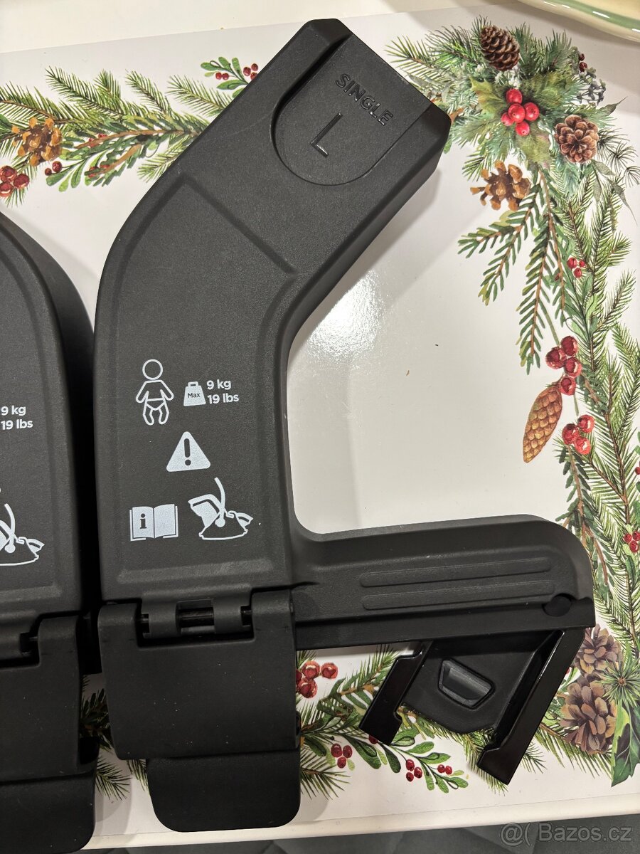 Adaptéry Thule (kočárek TUG3) na autosedačku - 4