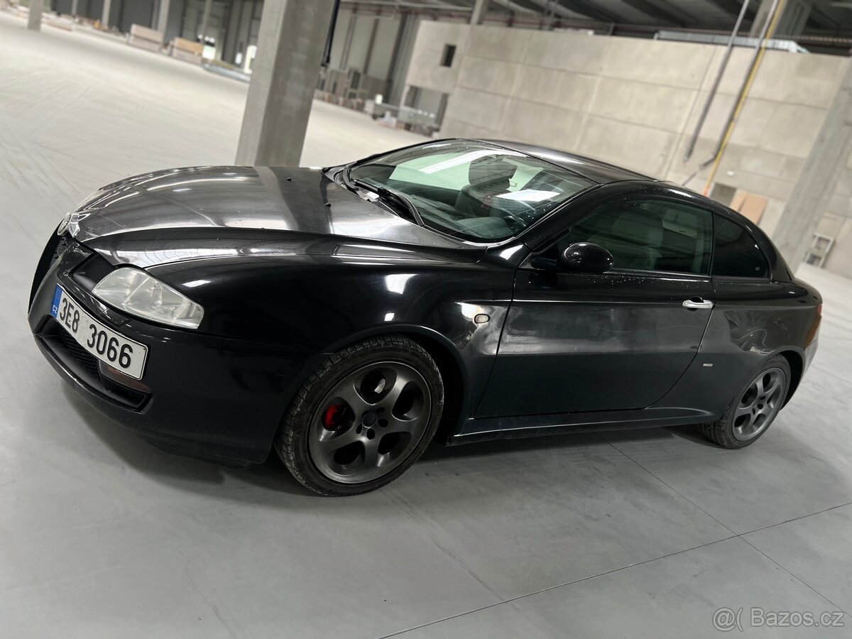 Alfa Romeo GT 2.0 JTS 2004 - 4