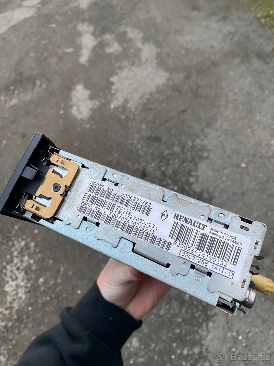 Origo rádio Renault Mégane II - 4