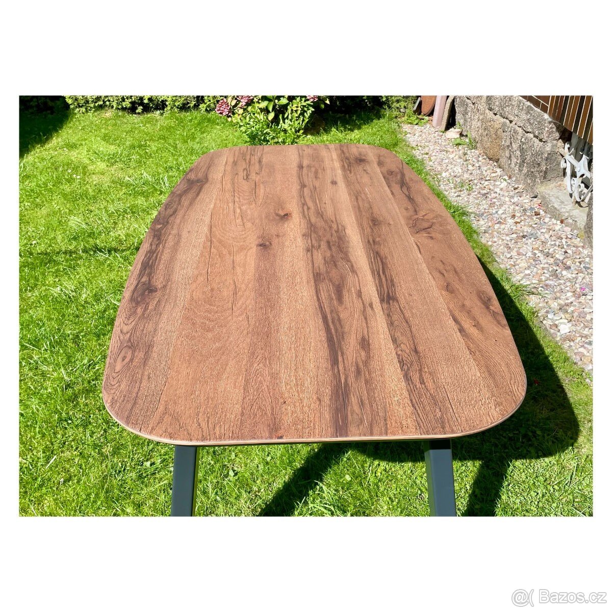 Nerozkládací jídelní stůl - Canical - 4