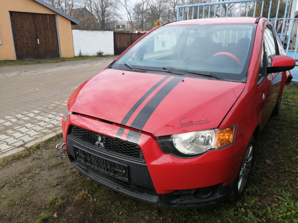 Mitsubishi Colt 2009,třídveřový - 4
