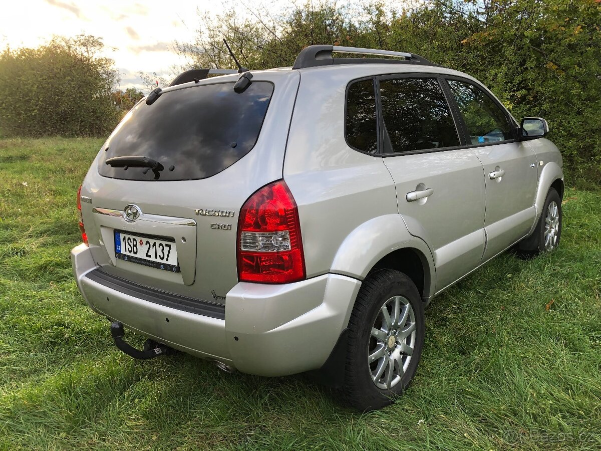HYUNDAI TUCSON 2.0 CRDi, 103 kW, 4x4, TOP stav, GARÁŽOVÁNO - 4