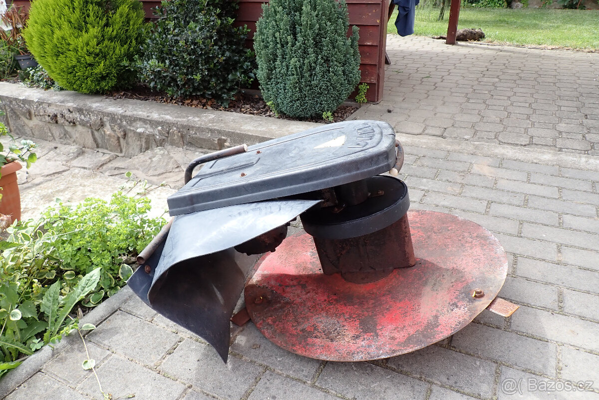 vari - bubnová sekačka Dakr RZS 68-16 + náhradní nože - 4