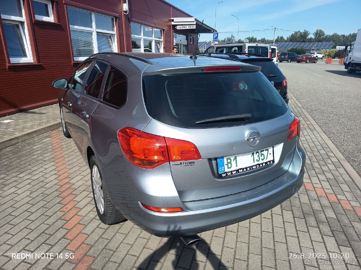 Opel Astra 1.4 16v,sports tourer - 4