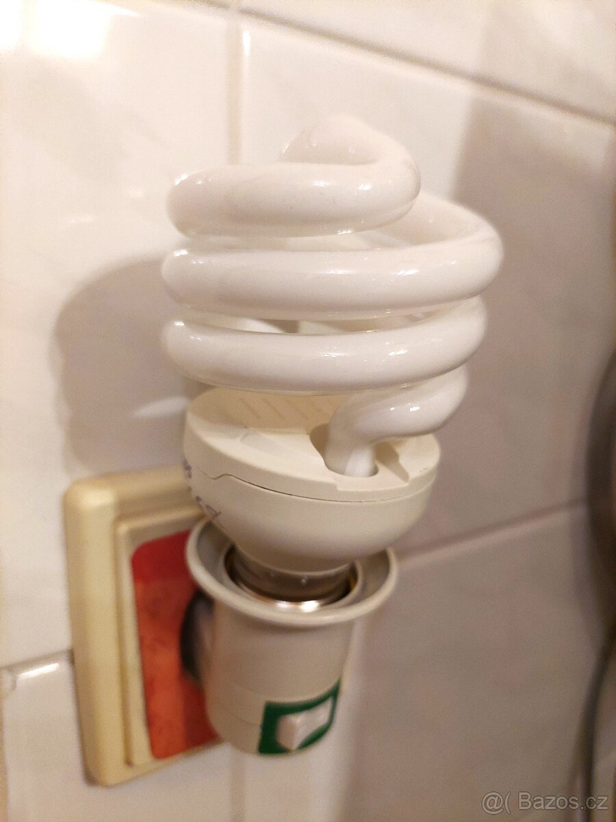 Úsporná žárovka 20W Philips - 4