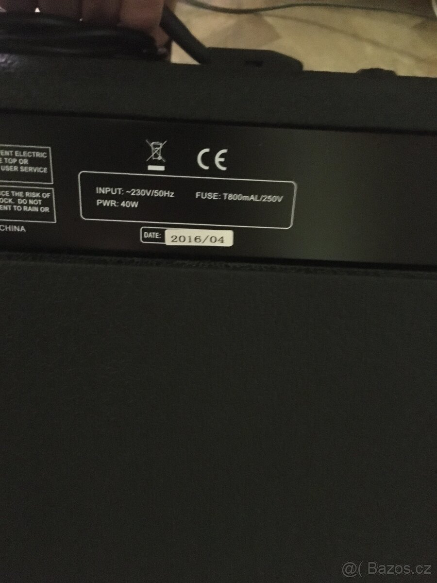 Elektronické housle Stagg - 4